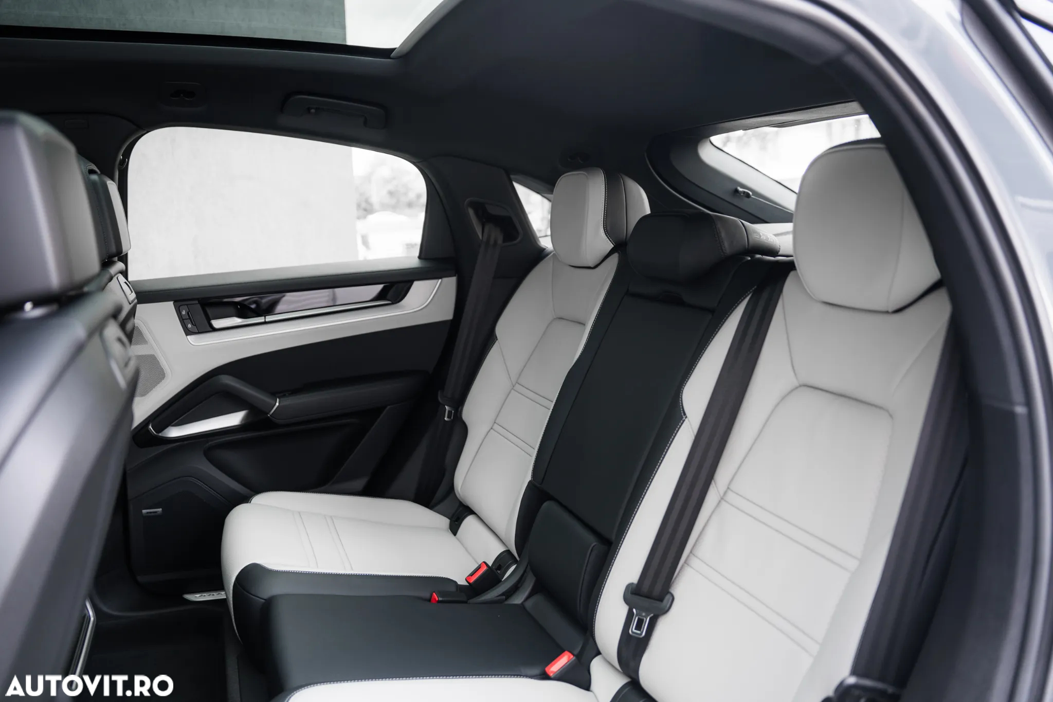 Porsche Cayenne Coupe - 25