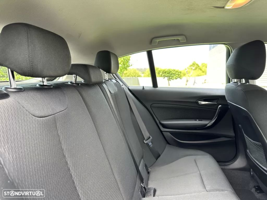 BMW 116 d EfficientDynamics Edition Sport Line - 18