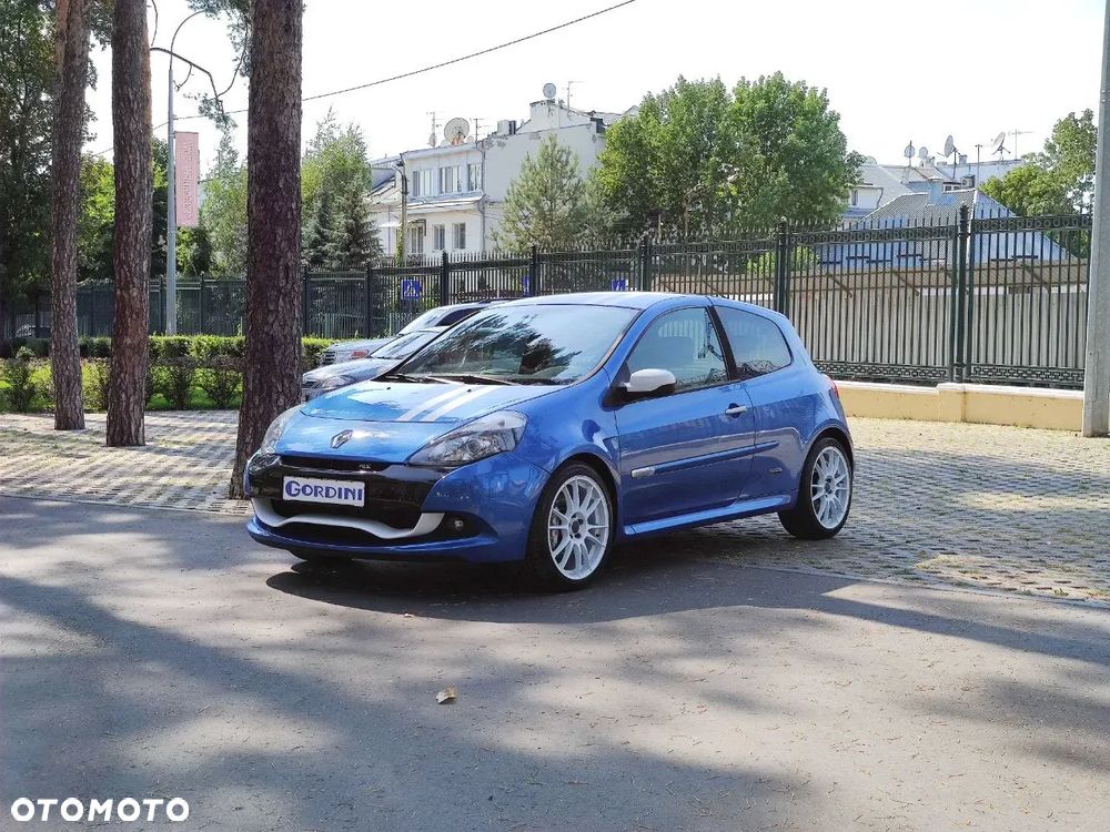 Renault Clio - 24
