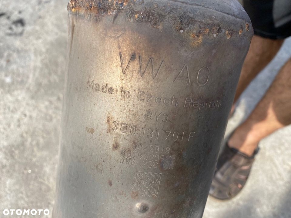 VW Passat B8 2,0 TDI katalizator DPF 300131701F - 6
