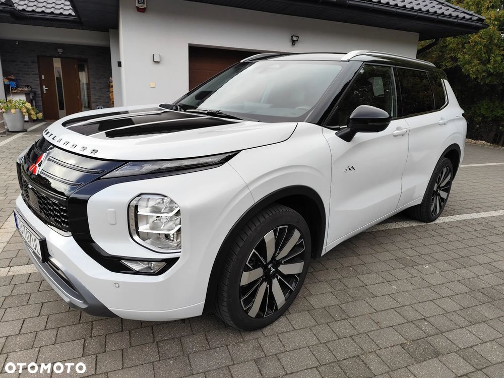 Mitsubishi Outlander 2.4 4WD Diamant TOP - 1