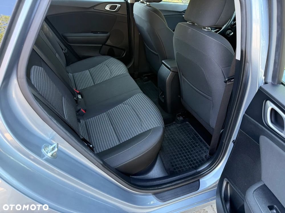 Kia Ceed 1.5 T-GDI L - 17