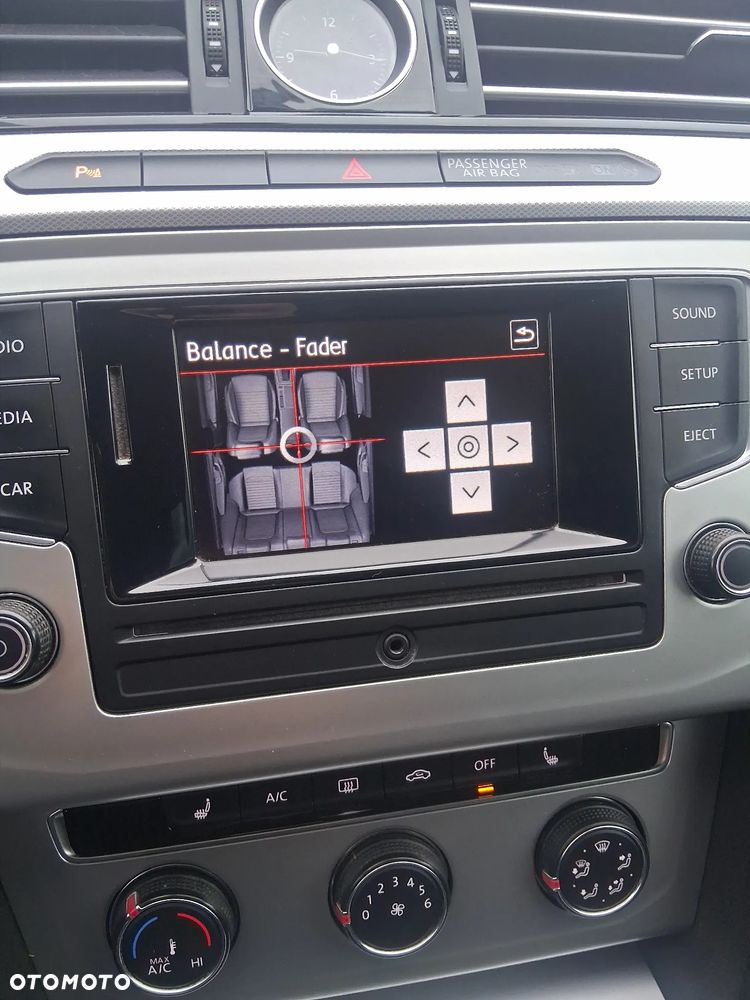 Volkswagen Passat Variant - 15