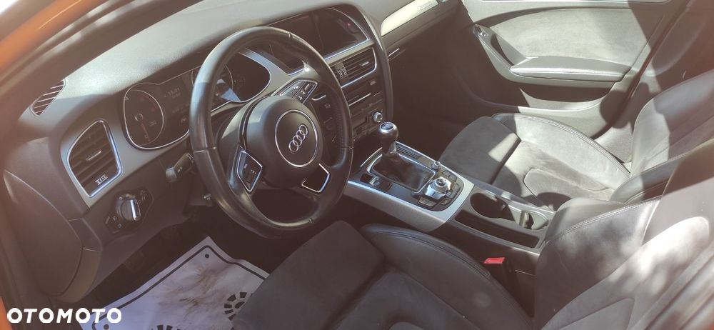Audi A4 Avant 2.0 TDI Quattro Line - 9