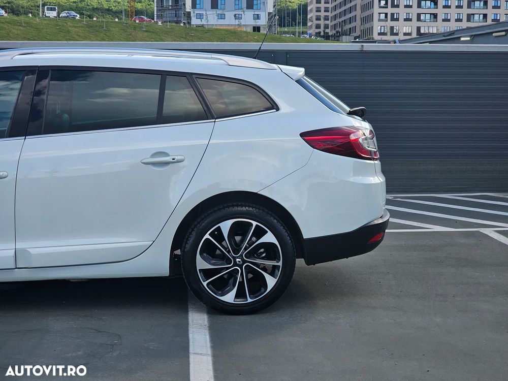 Renault Megane ENERGY dCi 130 BOSE EDITION - 3