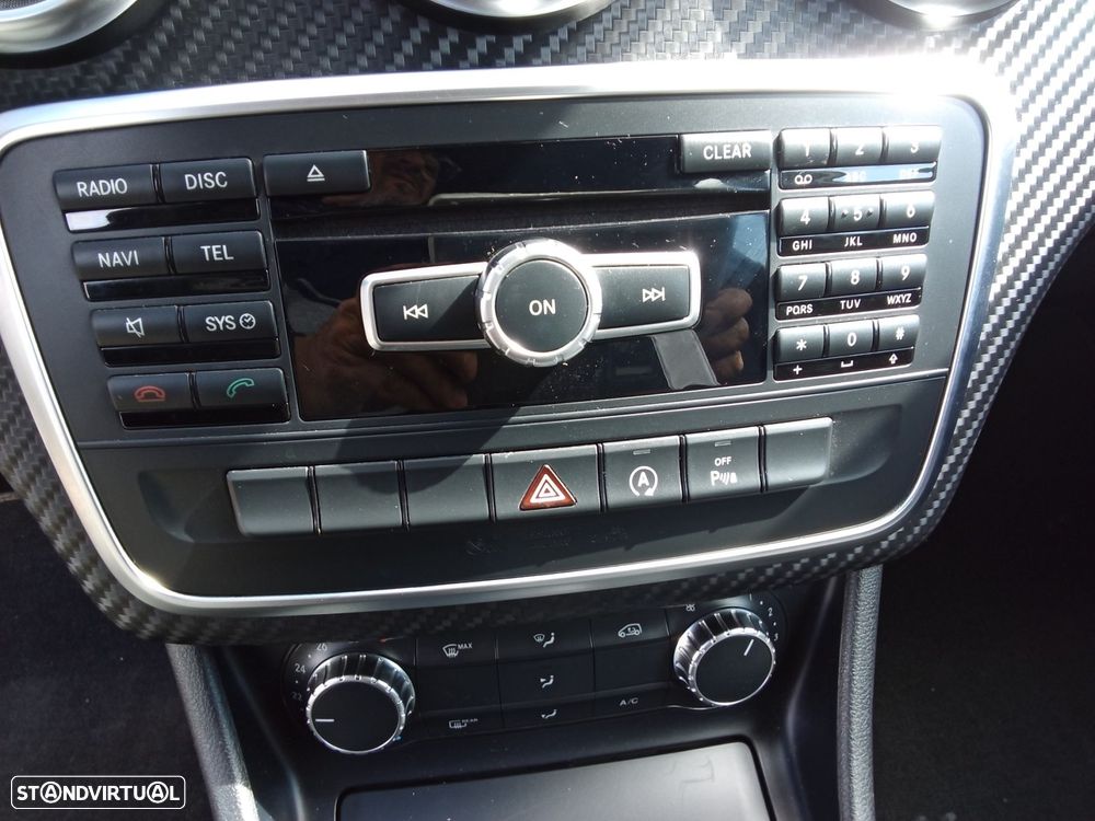 Mercedes-Benz A 180 CDI BE AMG Line - 18