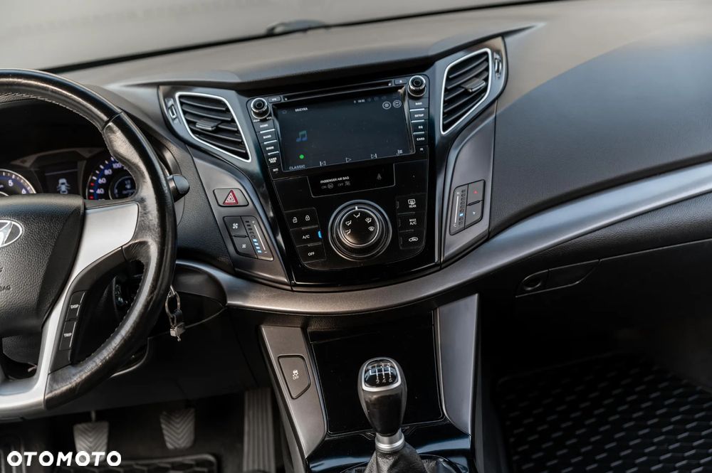 Hyundai i40 1.6 GDI Comfort - 38