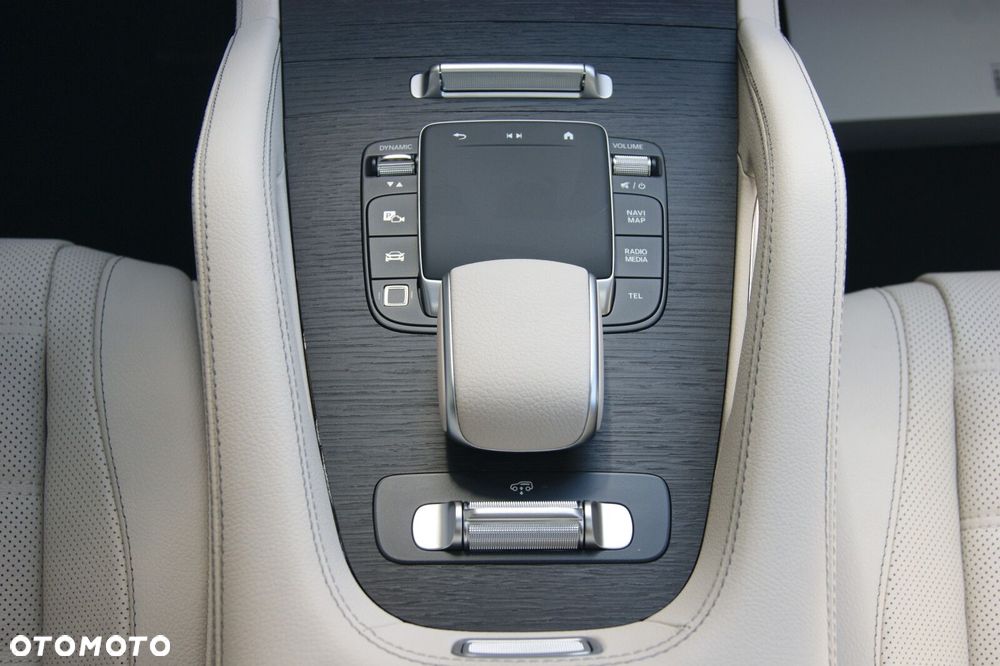 Mercedes-Benz GLE - 16