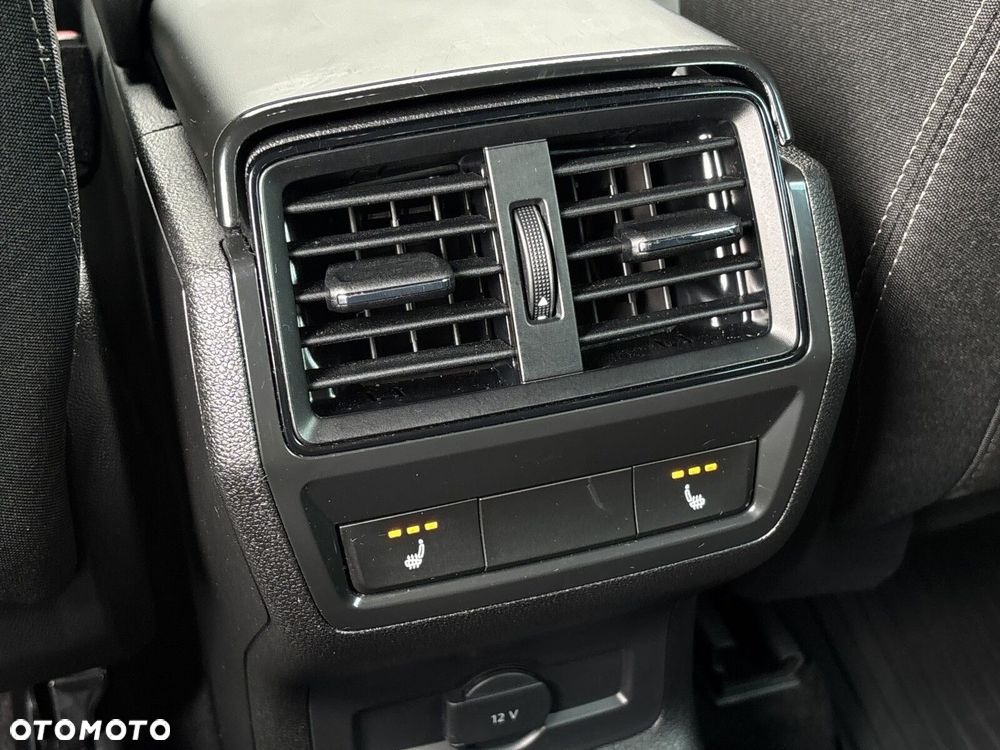 Skoda Karoq 1.5 TSI ACT Sportline DSG - 34