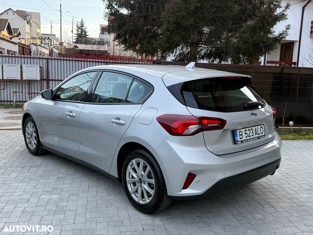 Ford Focus 1.5 EcoBlue Start-Stopp-System COOL&CONNECT - 9