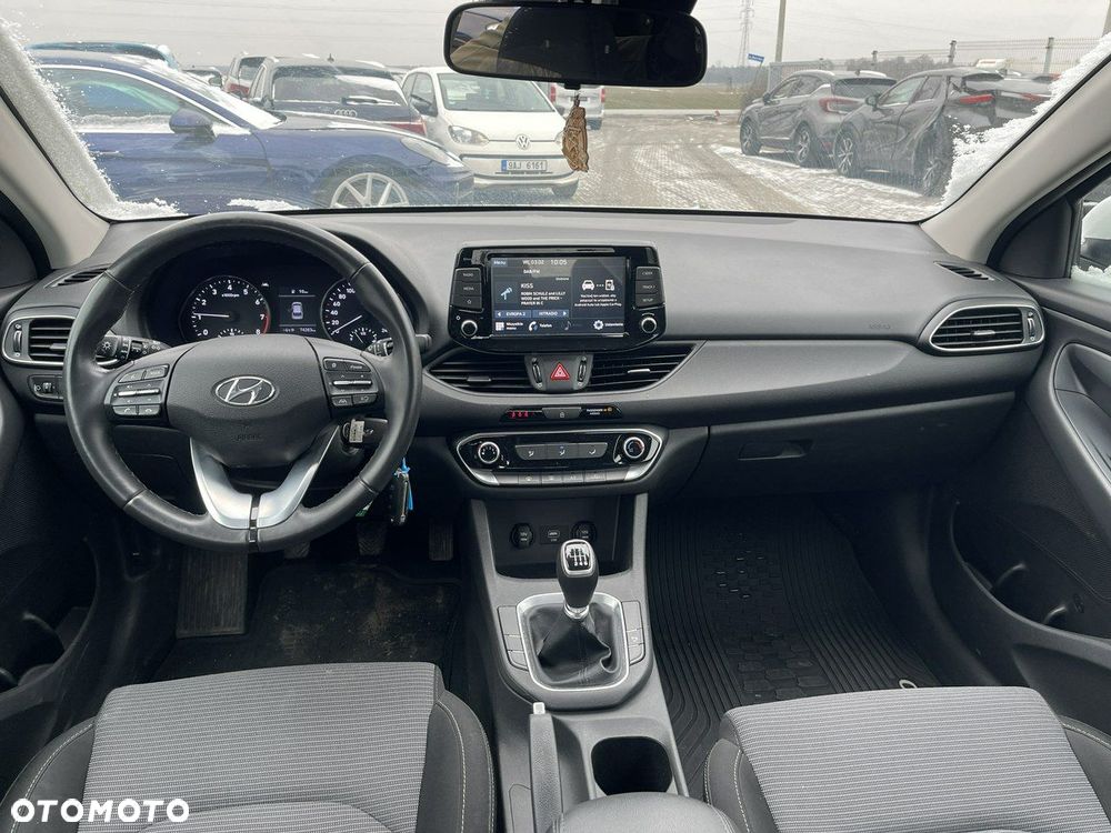 Hyundai i30 1.5 DPI Smart - 8