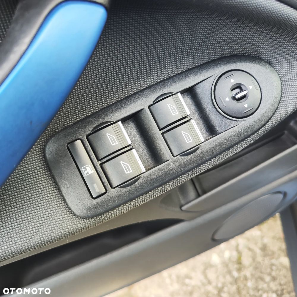 Ford Kuga 2.0 TDCi 2x4 Trend - 17