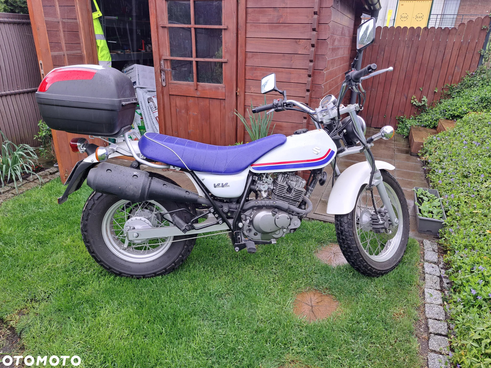 Suzuki RV - 2