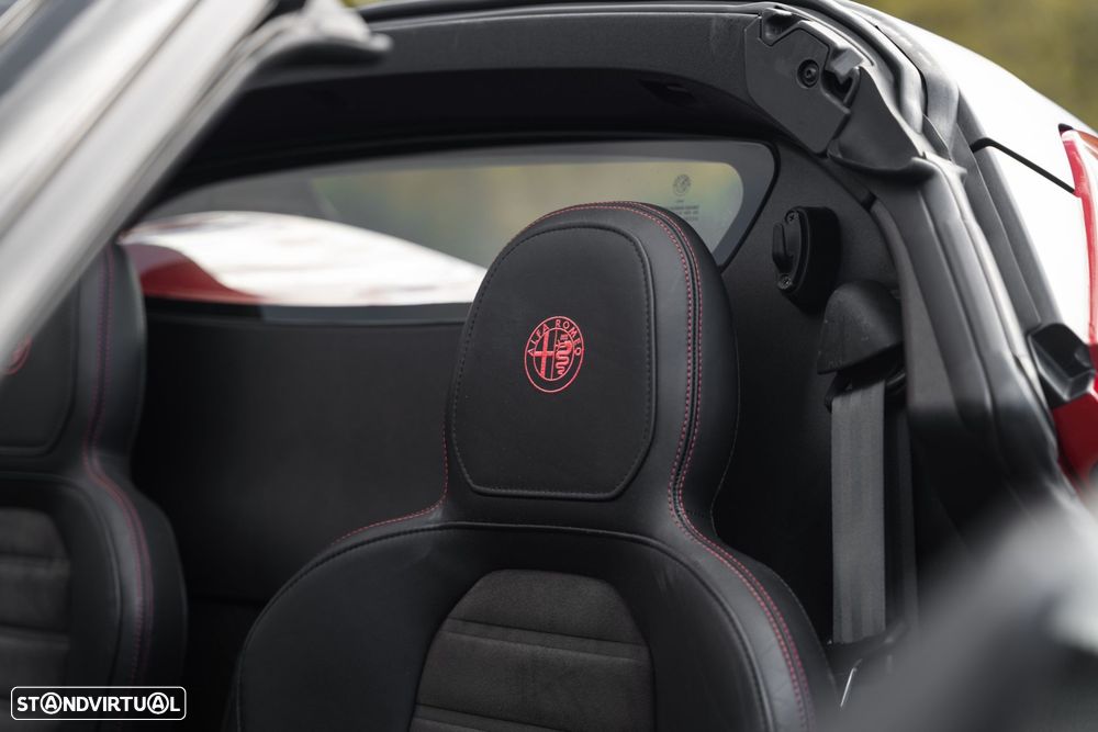 Alfa Romeo 4C Spider 1750 TBi - 15