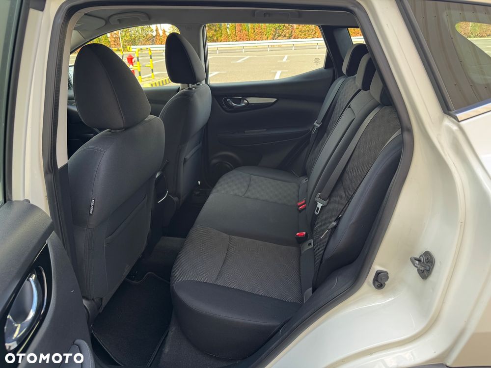 Nissan Qashqai - 16