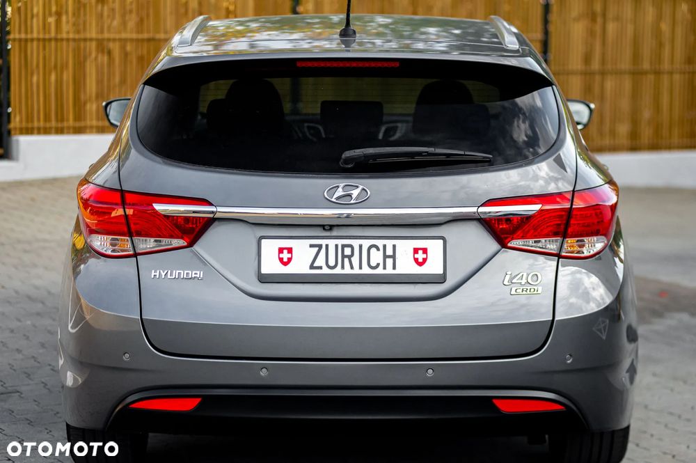 Hyundai i40 i40cw 1.7 CRDi Automatik Fifa World Cup Edition Gold - 18