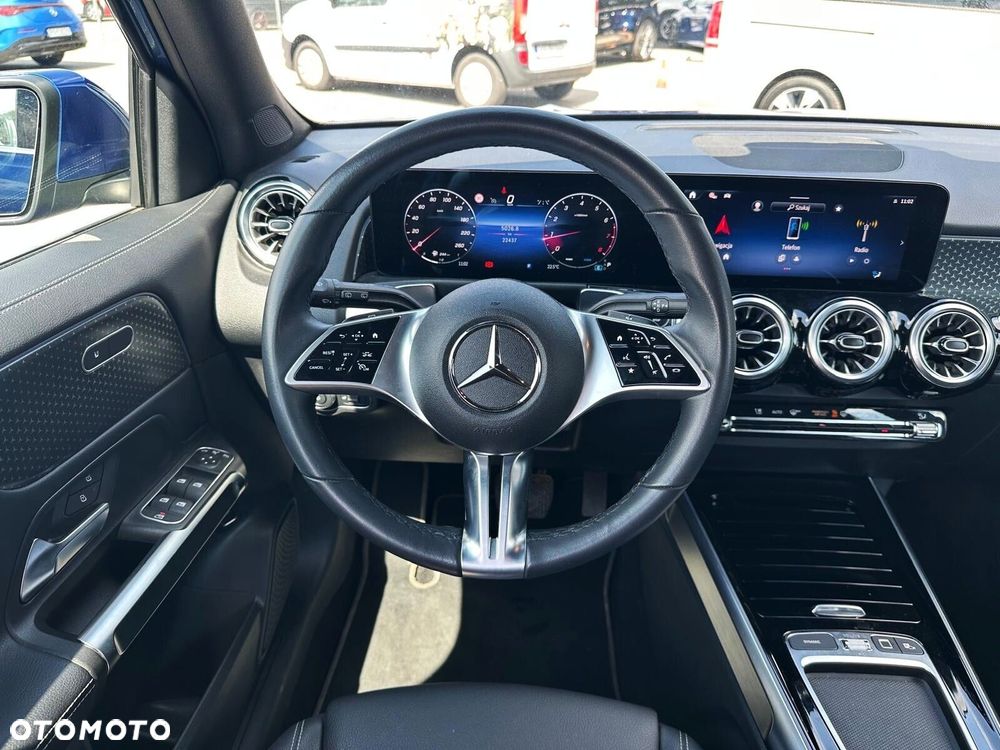 Mercedes-Benz GLB - 9