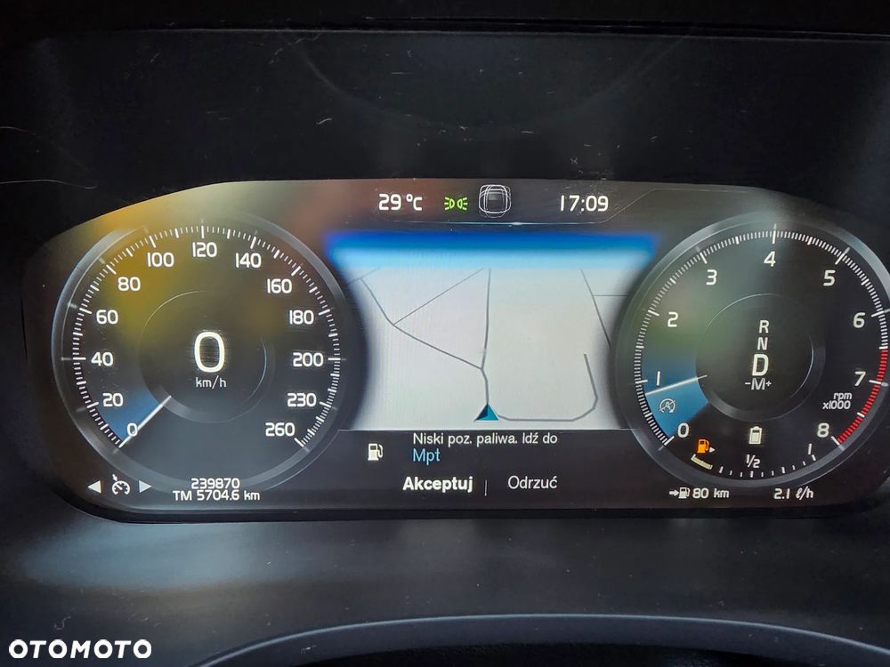 Volvo XC 60 B5 B AWD Momentum - 16