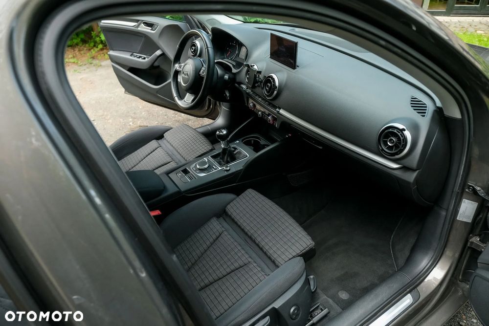 Audi A3 Limousine 2.0 TDI sport - 25
