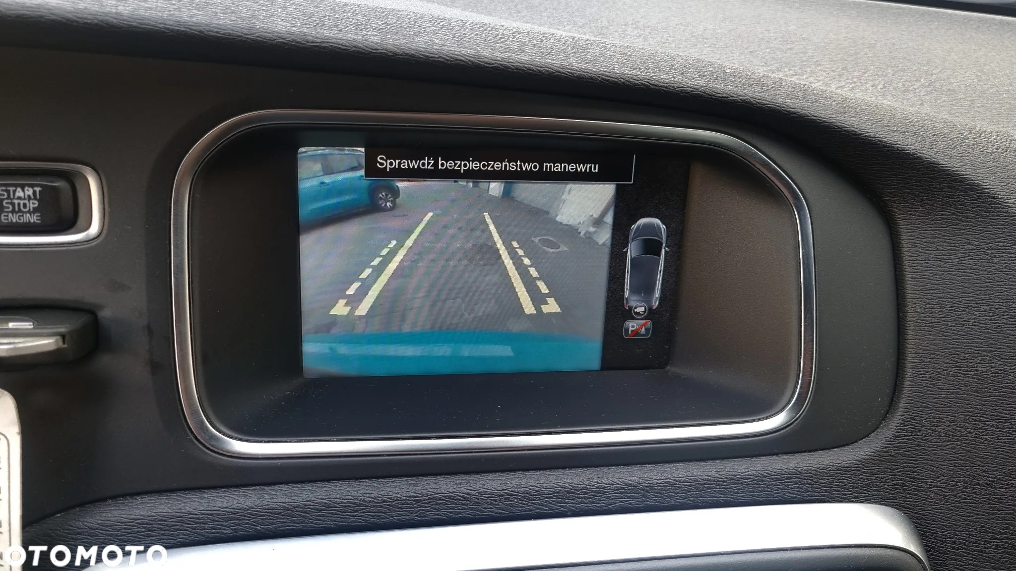 Volvo V40 D3 R-Design Momentum - 28