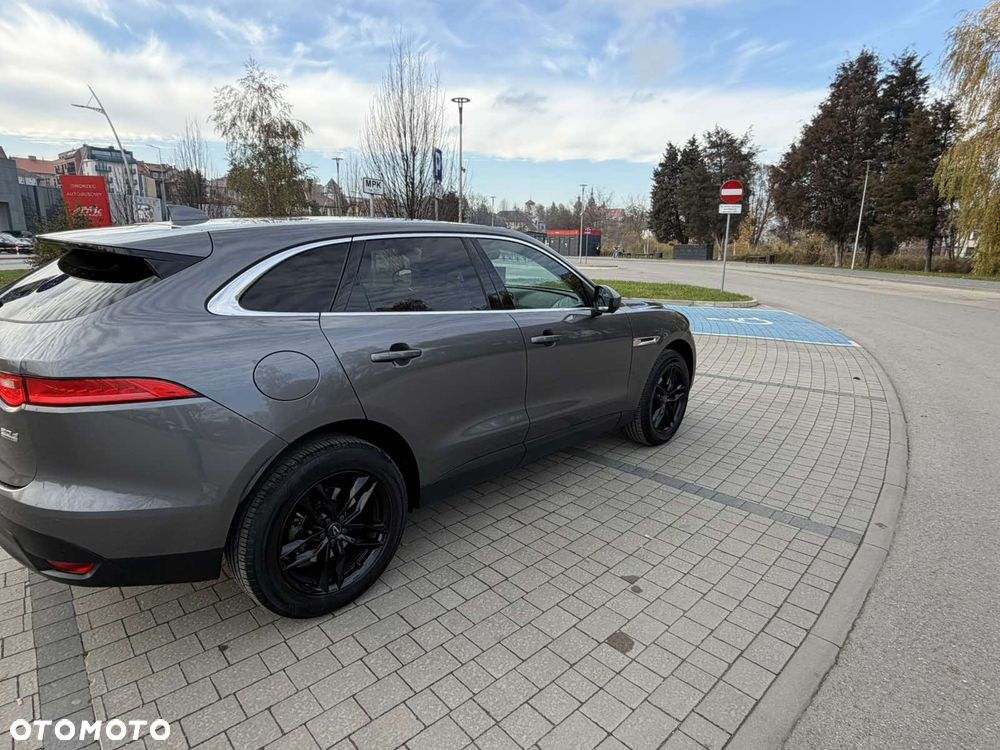 Jaguar F-Pace 2.0 i4D AWD Prestige - 4