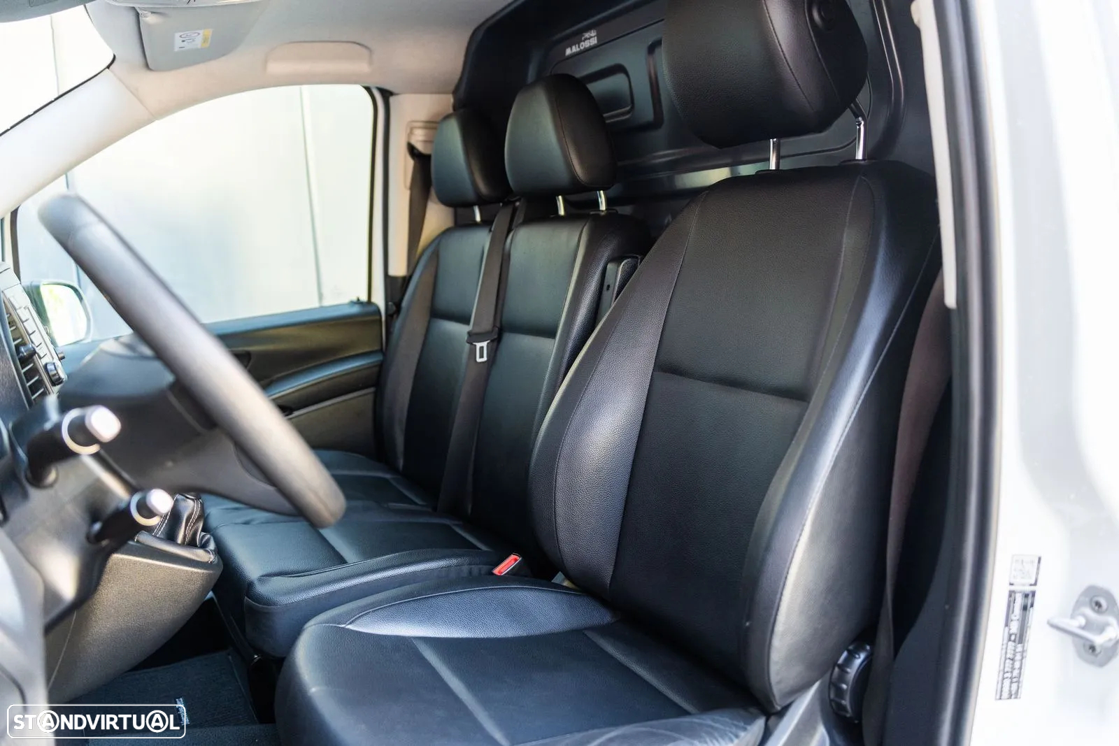 Mercedes-Benz VITO 114CDi 3Lugares - 10