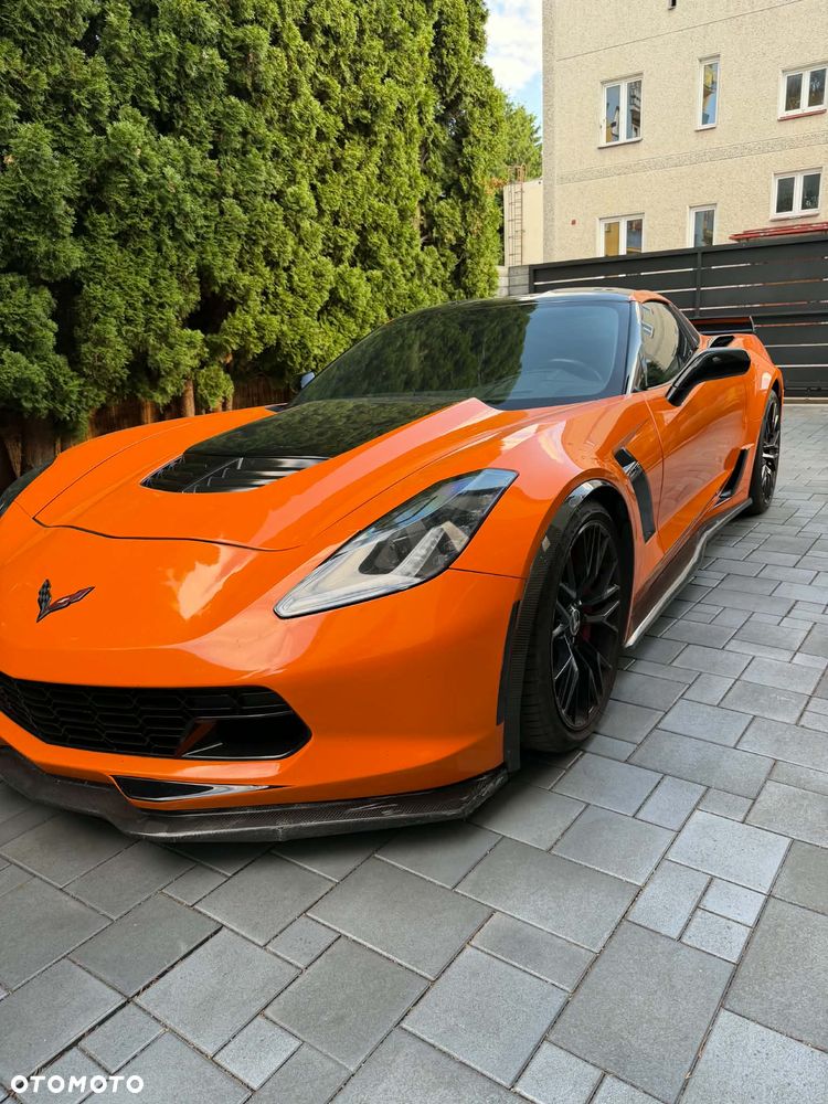 Chevrolet Corvette - 1