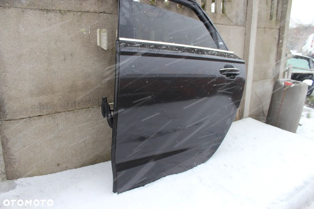 DRZWI TYLNE LEWE AUDI A6 C7 AVANT LX5R 2015 - 11