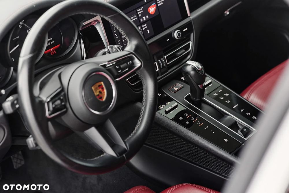 Porsche Macan Standard - 10