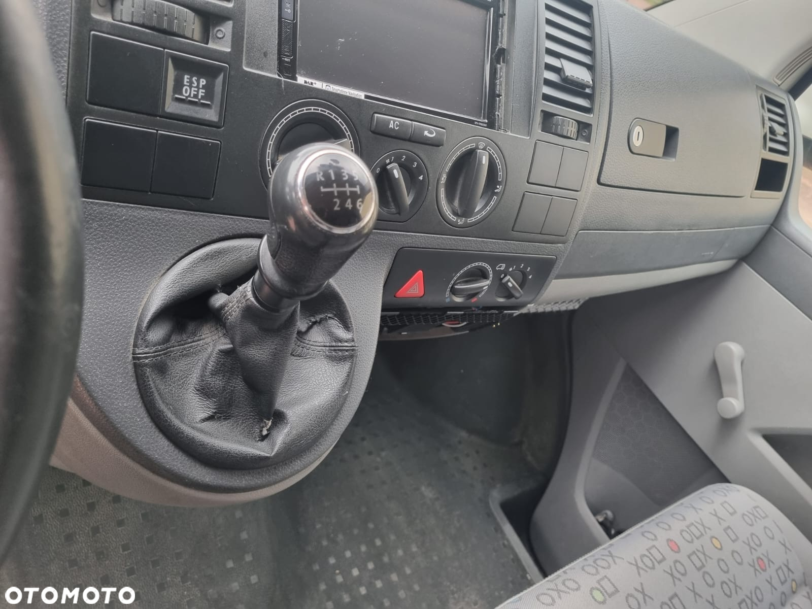 Volkswagen Transporter T5 TDI L2 - 12