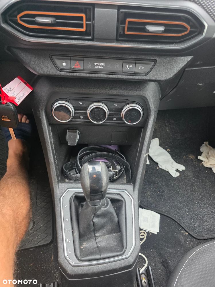 Dacia Sandero Stepway TCe 90 CVT Expression - 9