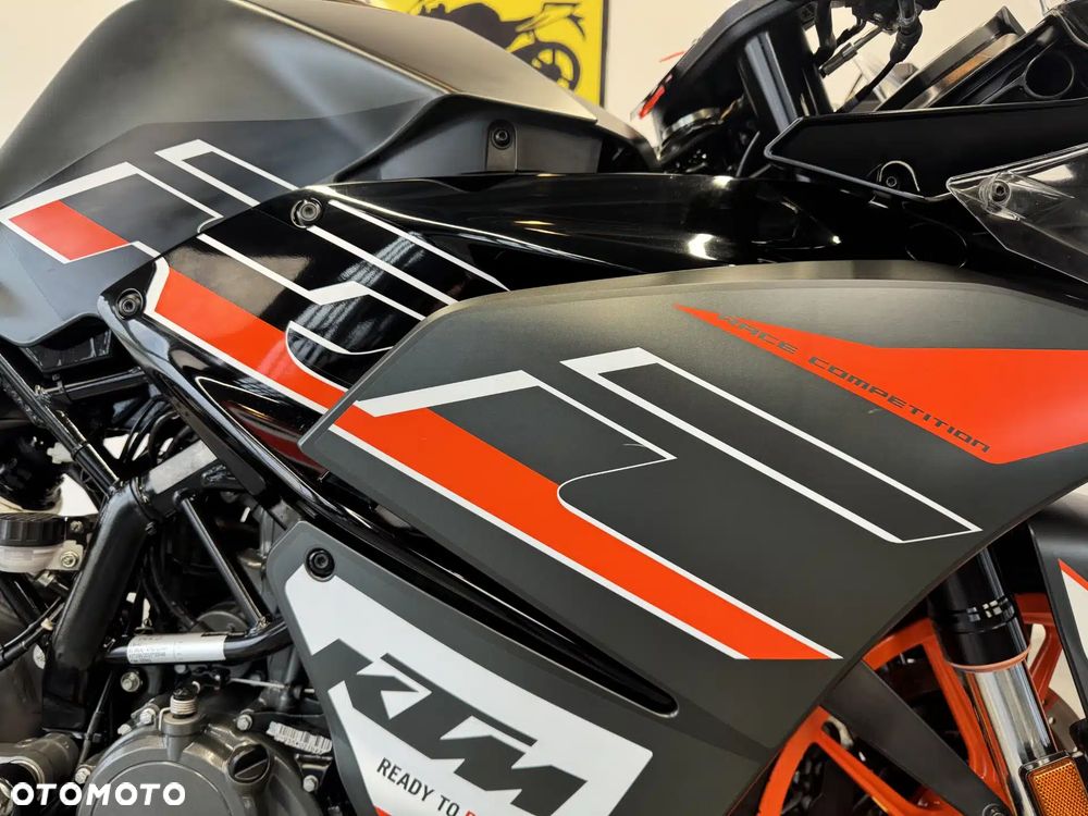 KTM RC 125 - 12