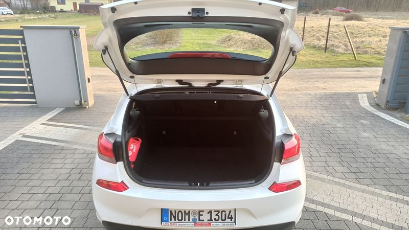 Hyundai i30 1.4 Classic - 10