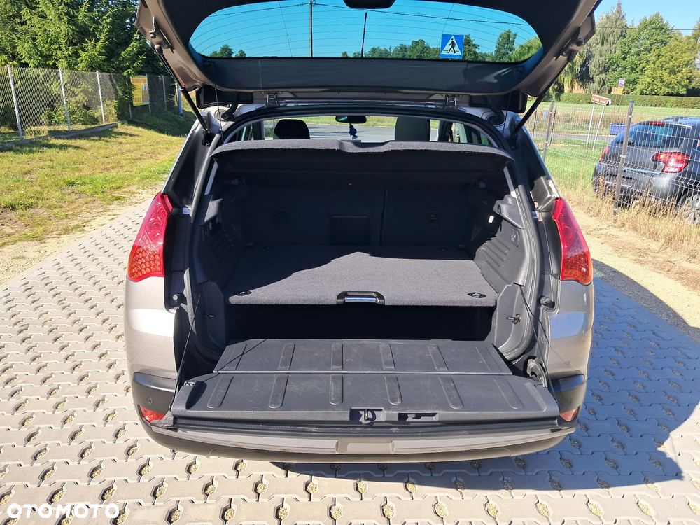 Peugeot 3008 HDi FAP 150 Platinum - 24
