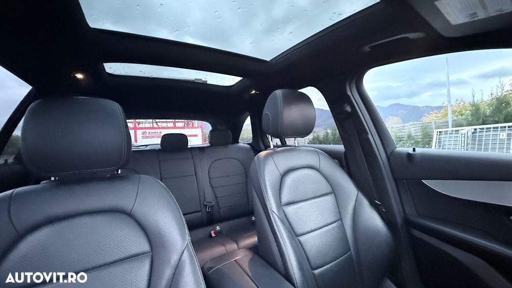 Mercedes-Benz GLC 300 4MATIC - 22
