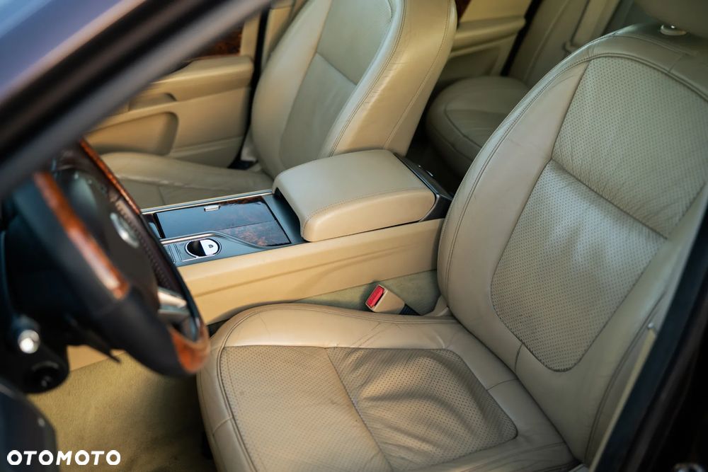 Jaguar XF 3.0 V6 Luxury - 10