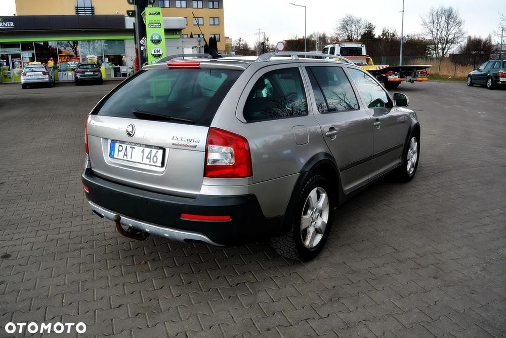 Skoda Octavia 2.0 TDI DPF 4x4 DSG Scout - 5