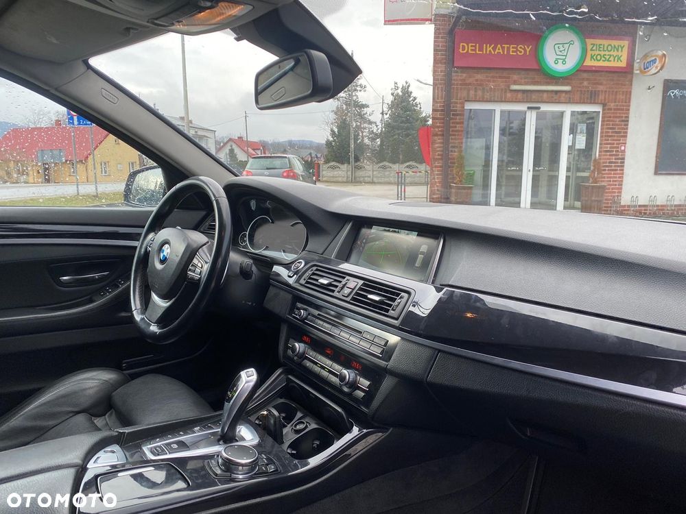 BMW Seria 5 520d xDrive Touring - 7