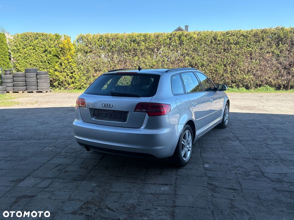 Audi A3 Sportback - 9