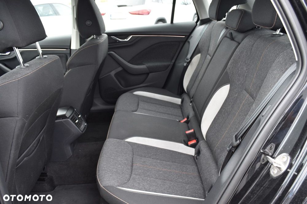Skoda Kamiq 1.5 TSI Selection - 31