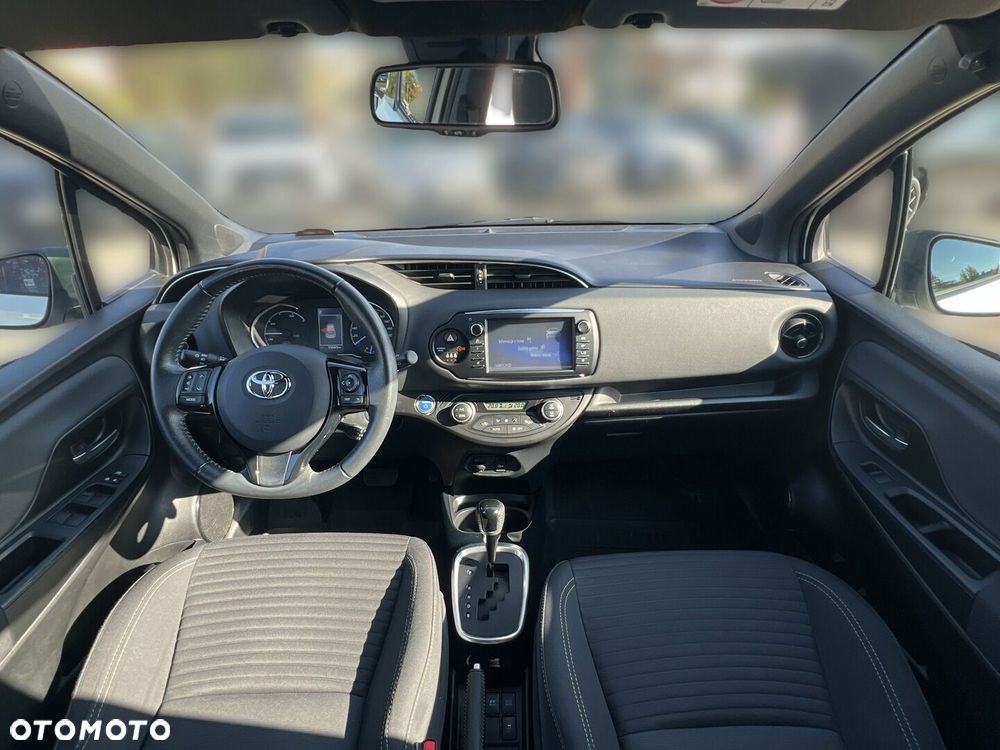 Toyota Yaris - 9