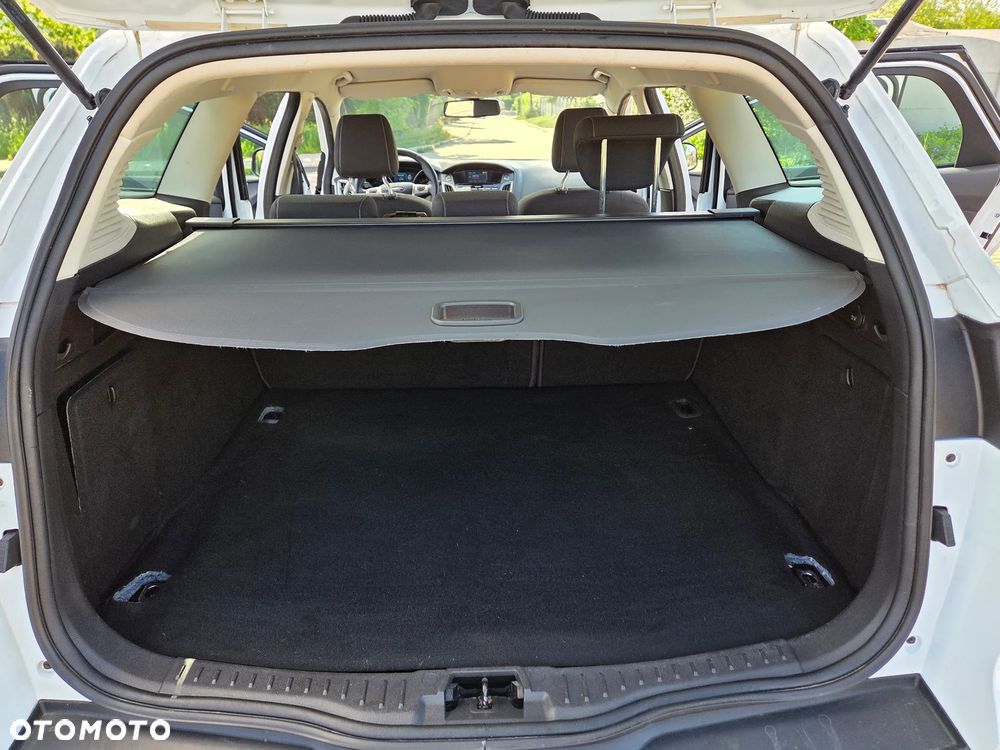 Ford Focus 1.6 TDCi DPF SYNC Edition - 25