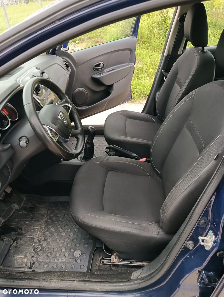 Dacia Logan 1.2 16V Laureate - 7