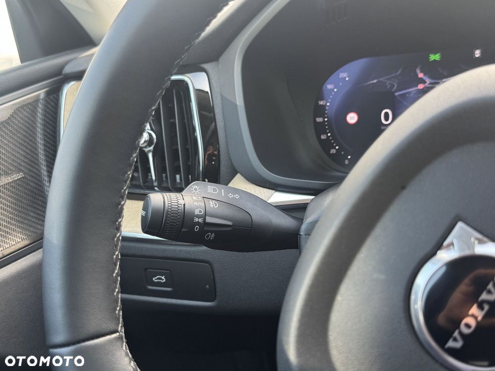 Volvo XC 60 - 22