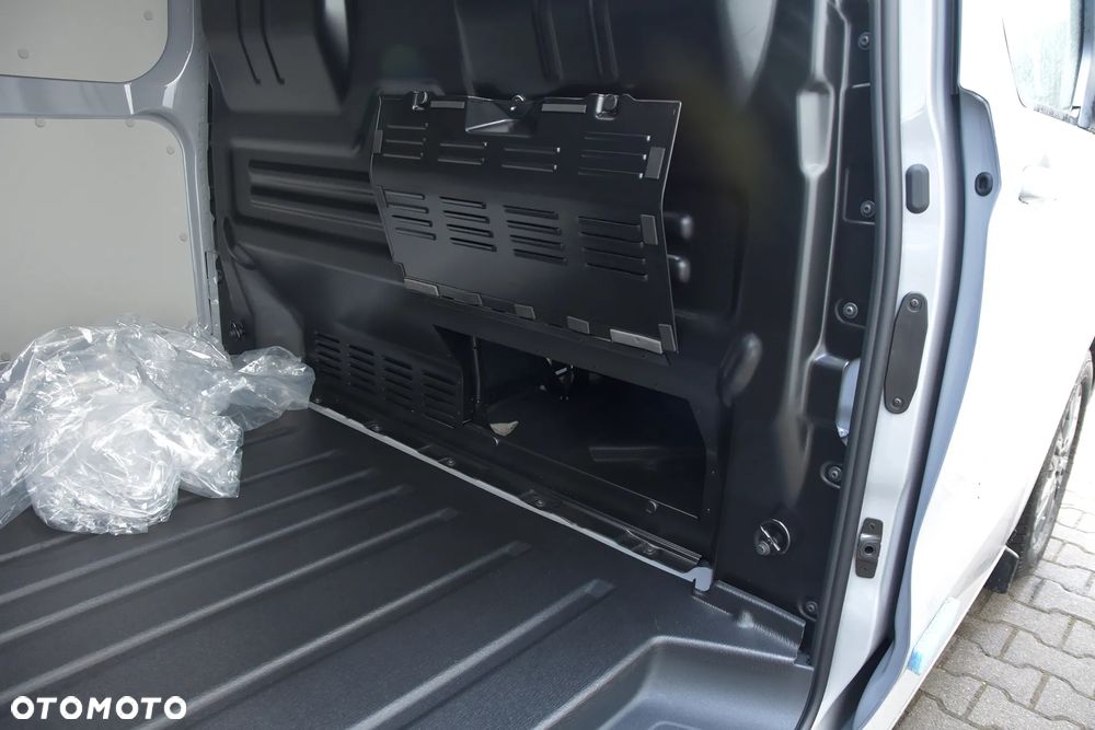 Ford Transit Custom - 12