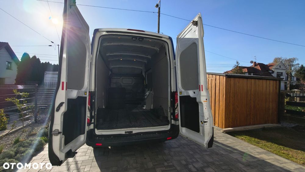 Ford Transit - 10