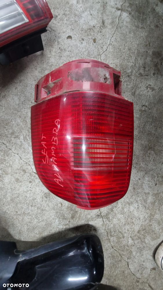 Sprzedam Lampy tylnie Seat Alhambra - 1
