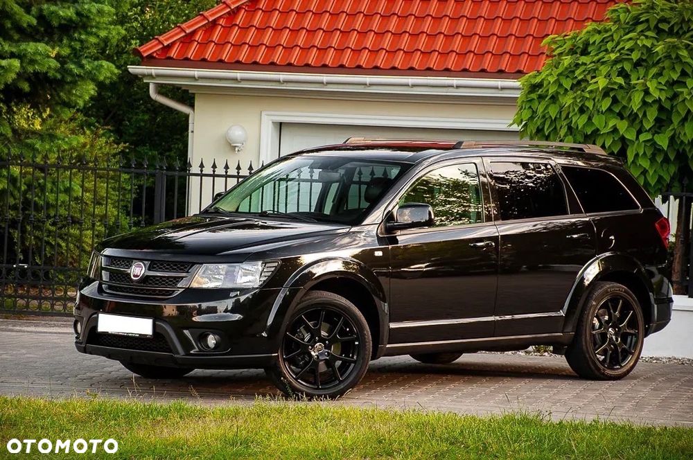 Fiat Freemont 2.0 Multijet 16V DPF Automatik Allrad Black Code - 1