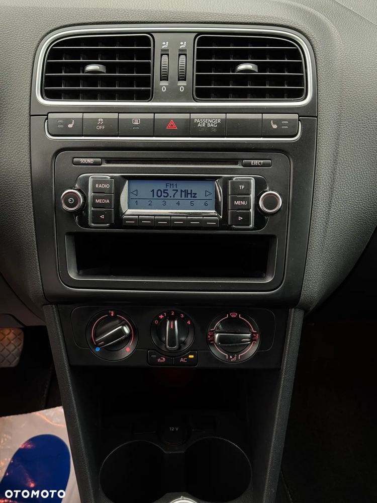 Volkswagen Polo 1.4 Team - 36