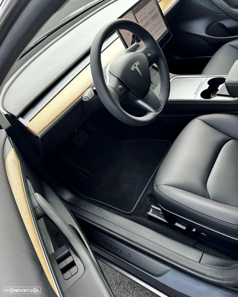 Tesla Model 3 Standard Range Plus RWD - 4
